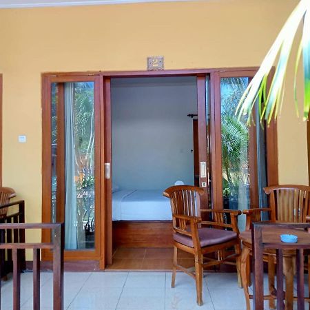 Yellow Bridge Guest House Нуса-Лембонган Екстер'єр фото