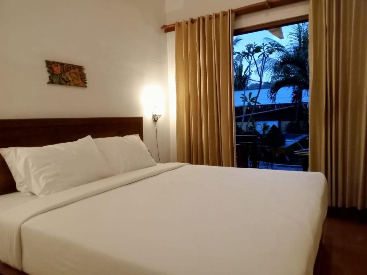 Yellow Bridge Guest House Нуса-Лембонган Екстер'єр фото